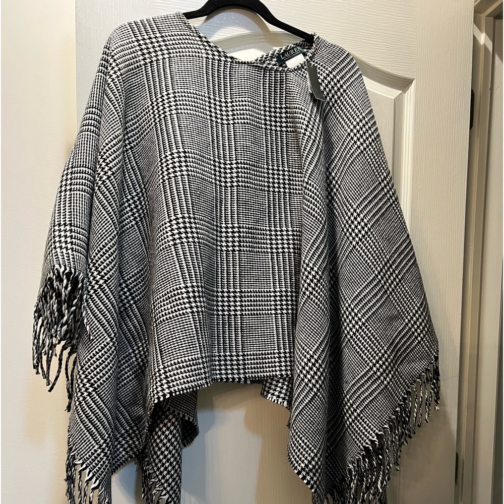 Lauren Poncho